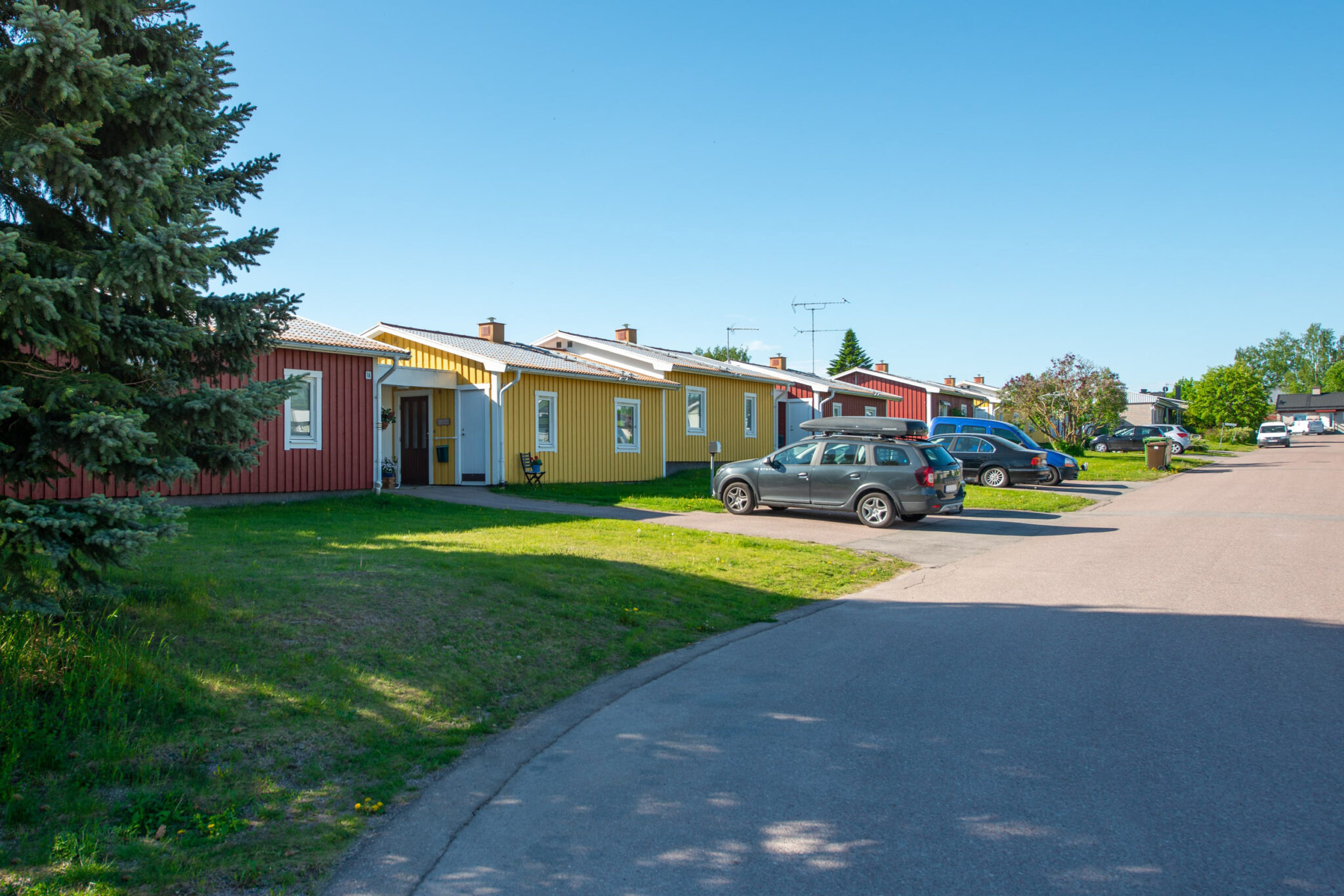 Bostadshus på Spjutvägen i Enbacka, Gustafs.